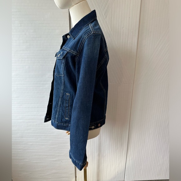😎 NWOT! GAP Denim Jacket - Picture 4 of 7